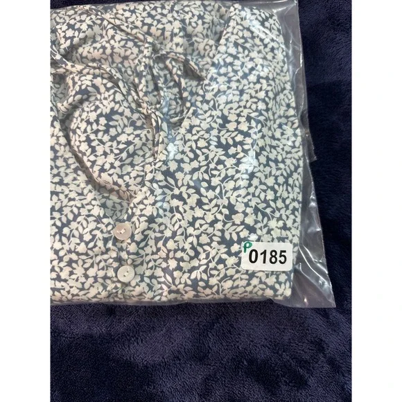 Vestique Top Blouse Size S Double Ruffle  Sleeves White Blue Floral - Picture 15 of 15